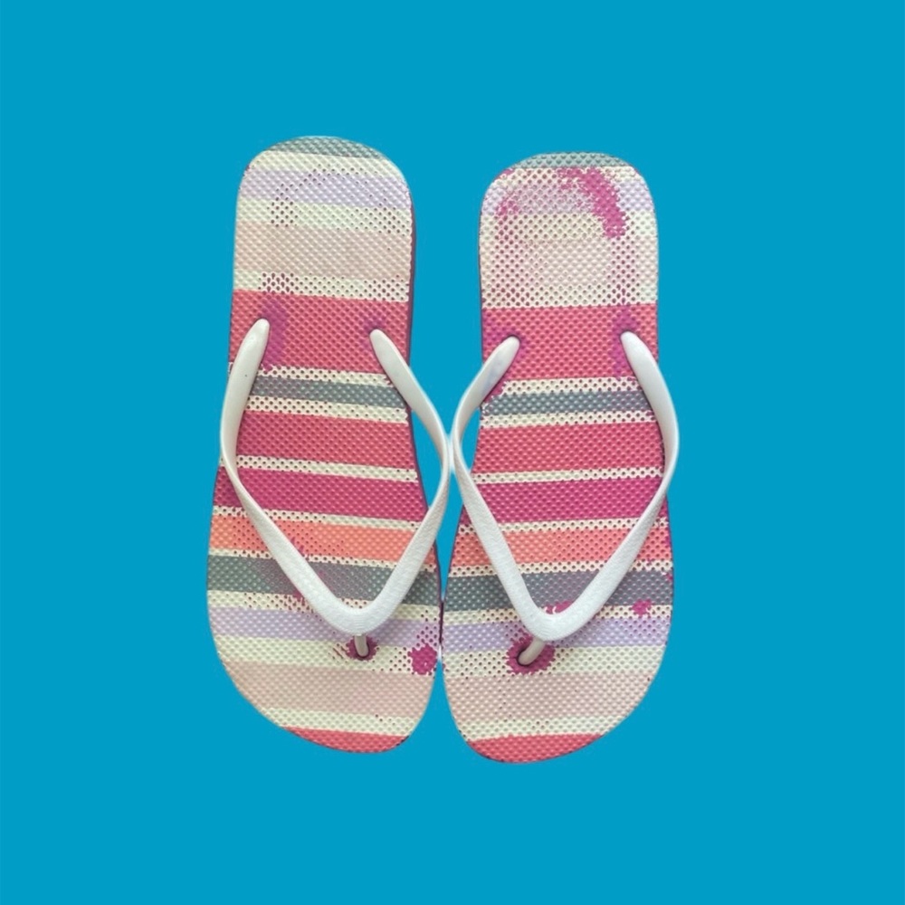 Cute pink colorful stripes flip flops size 9-10